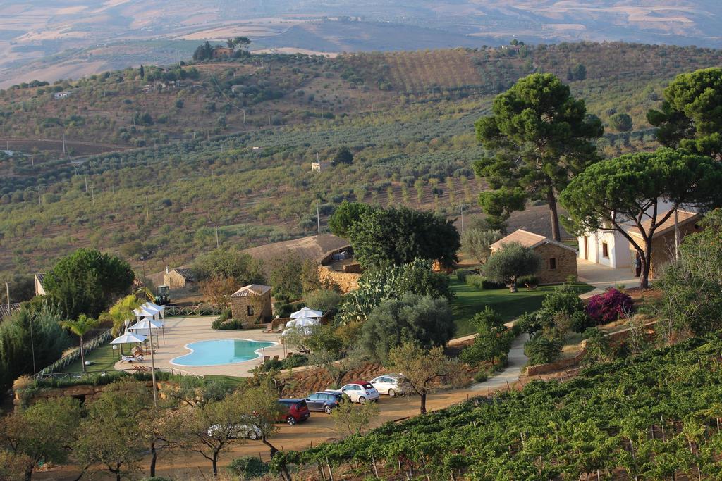 Agriturismo Feudo Muxarello Vila Aragona Exterior foto